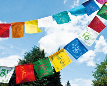 Mini Tibetan Prayer Flags Om Mani Padme Hum - Kopie