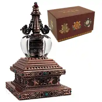 Stupa mit Solar Gebetsmühle