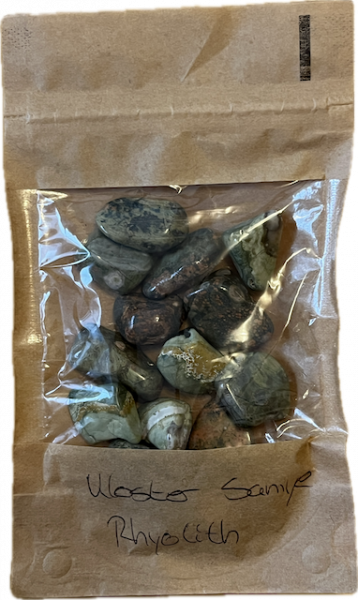 Ges. Rhyolite granules from Gurur Rinpoche Cave