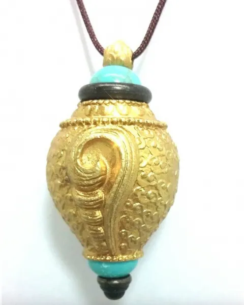 Shell Pendant