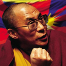 Dalai Lama mit Tibetflagge (IQ230)